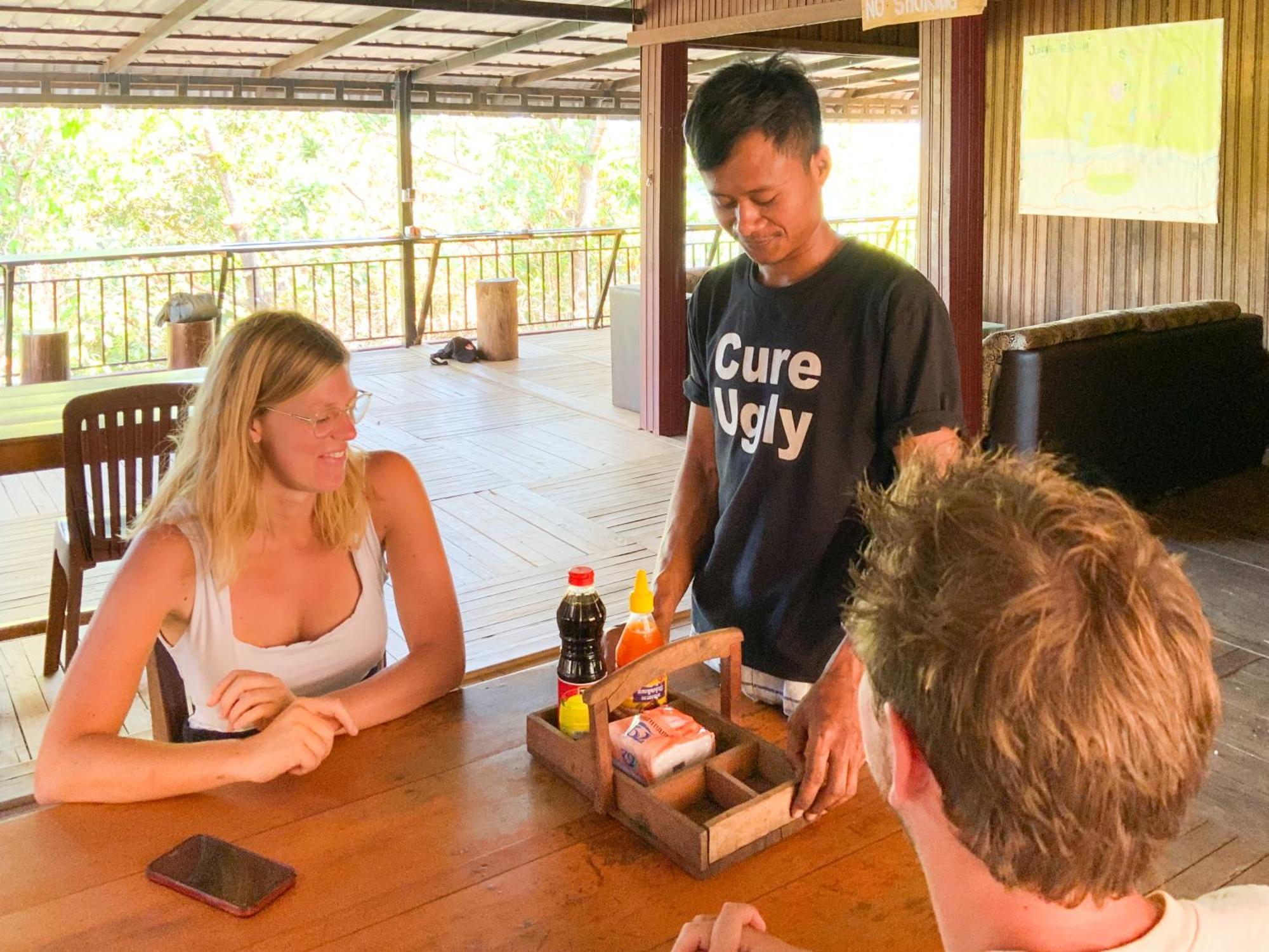 Backpacker Hostel And Jungle Trekking بانلونغ المظهر الخارجي الصورة